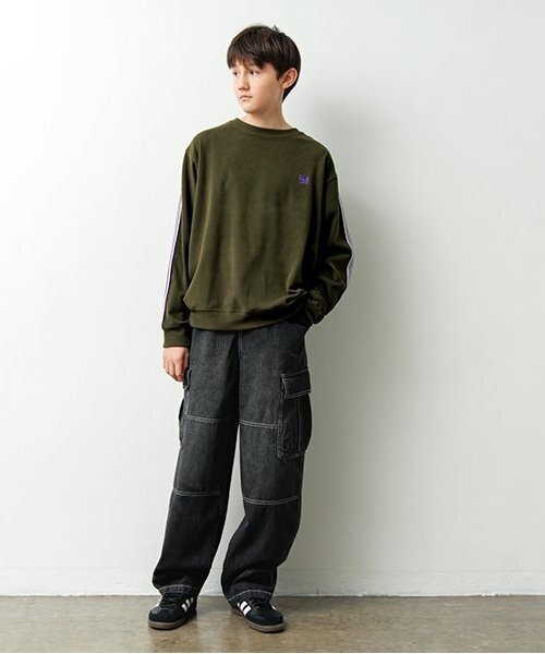 GLAZOS(グラソス)の「【大人向けサイズあり】【あったか】マイクロフリース・ライントレーナー(スウェット・キッズ・ブラック/カーキ・LL/S/M/L)」の4枚目の写真