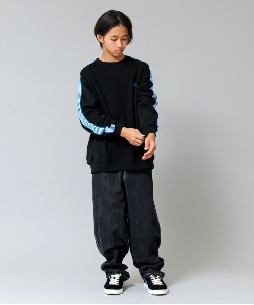 GLAZOS(グラソス)の「【大人向けサイズあり】【あったか】マイクロフリース・ライントレーナー(スウェット・キッズ・ブラック/カーキ・LL/S/M/L)」の5枚目の写真