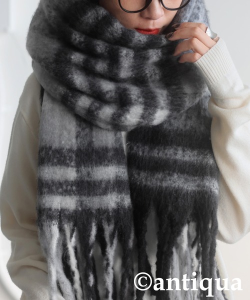 antiqua(アンティカ)の「チェックストール(マフラー・レディース・ブラック系その他/グリーン系その他・FREE)」の2枚目の写真