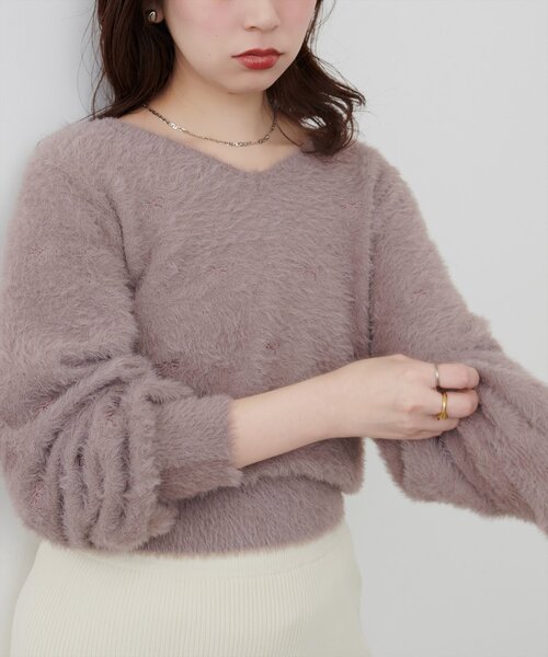 natural couture(ナチュラルクチュール)の「リボン刺繍フェザーニット(ニット/セーター・レディース・モカ/オフホワイト/ブルー/チャコールグレー・FREE)」の9枚目の写真