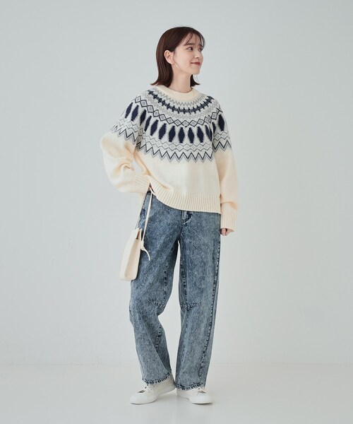 Cutie Blonde（キューティーブロンド）の「【S-LL】ゆるっと大人レトロなノスタルジック求心柄ニット（ニット/セーター・レディース・ホワイト系6/グレー系3/ブラウン系その他5・01/02/03/04）」の6枚目の写真