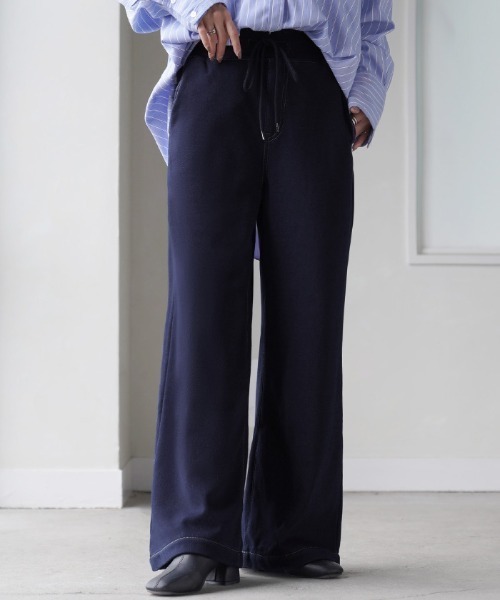 HUG.U（ハグユー）の「「 光 吸収 発熱 」デニム風ワイドパンツ（スウェットパンツ・レディース・ブラック/ブラック系/ネイビー系/ワンウォッシュ/ブルー系・LL/S/L/M）」の3枚目の写真