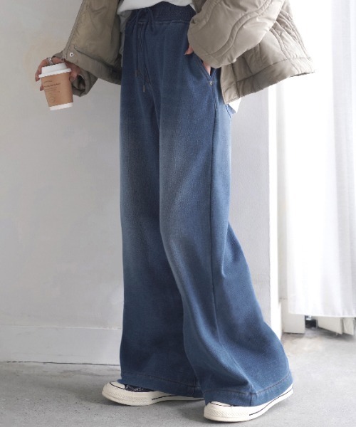 HUG.U（ハグユー）の「「 光 吸収 発熱 」デニム風ワイドパンツ（スウェットパンツ・レディース・ブラック/ブラック系/ネイビー系/ワンウォッシュ/ブルー系・LL/S/L/M）」の13枚目の写真