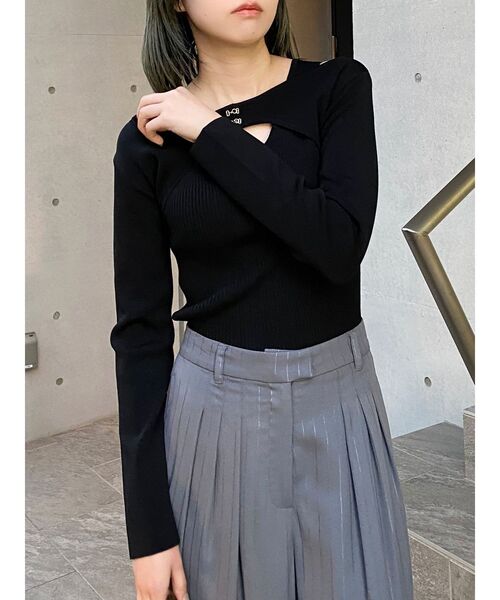 フロントホックレイヤードライクニット（ニット/セーター）｜MURUA（ムルーア）