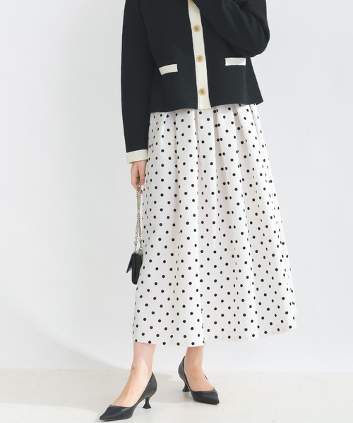 PICCIN PERLA（ピッチンペルラ）の「フロッキードットタックスカート（スカート・レディース・ブラック/オフホワイト/グレー・S/M/L）」の4枚目の写真