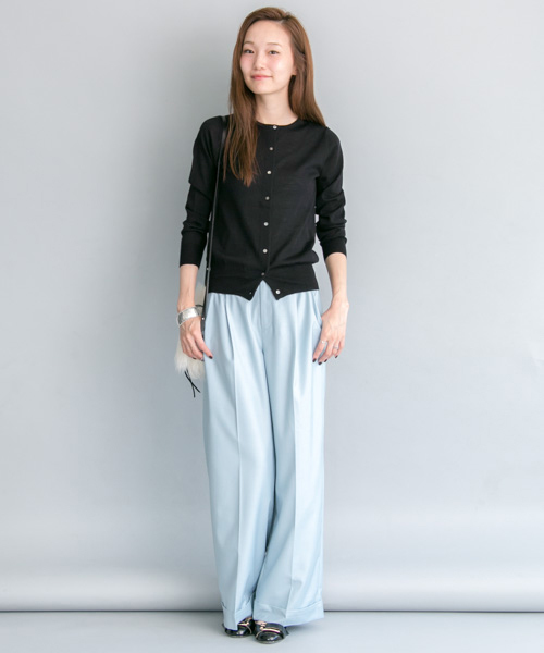 URBAN RESEARCH（アーバンリサーチ）の「UR 16GG MERINO WOOK KNIT CARDIGAN（カーディガン/ボレロ・レディース・グレー/ネイビー/ブラック/カーキ・FREE）」の5枚目の写真