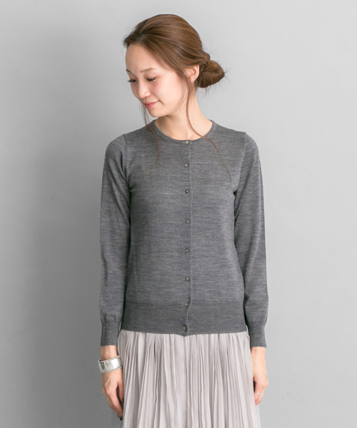 URBAN RESEARCH（アーバンリサーチ）の「UR 16GG MERINO WOOK KNIT CARDIGAN（カーディガン/ボレロ・レディース・グレー/ネイビー/ブラック/カーキ・FREE）」の7枚目の写真