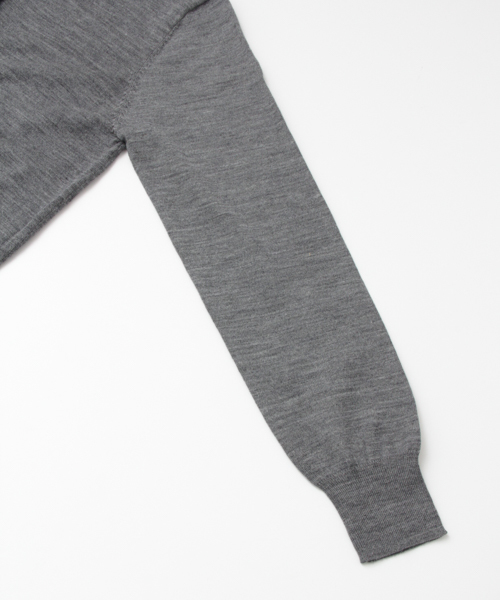 URBAN RESEARCH（アーバンリサーチ）の「UR 16GG MERINO WOOK KNIT CARDIGAN（カーディガン/ボレロ・レディース・グレー/ネイビー/ブラック/カーキ・FREE）」の11枚目の写真