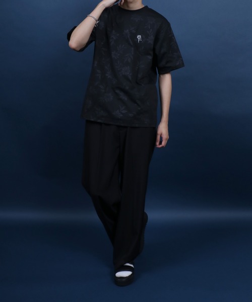 セール】Dry Fabric Flower Embroidery&Print Crewneck T-Shirt