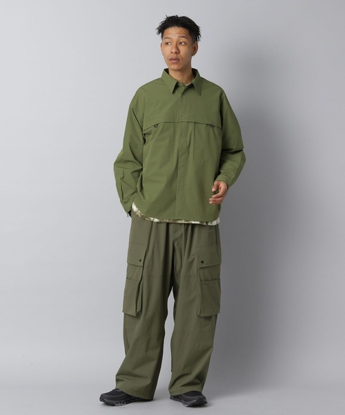 NUMERALS（ヌメラルズ）の「【NUMERALS】ライトシェルロングシャツ（シャツ/ブラウス・メンズ・ブラック/カーキ・MEDIUM/LARGE）」の14枚目の写真