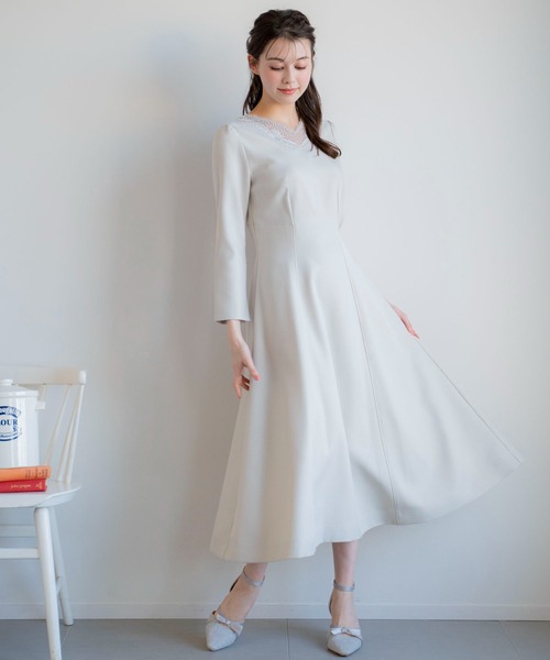 NOELA(ノエラ)の「レースネックデザインワンピ(ワンピース・レディース・グレー/イエロー/ダークインディゴブルー・S/M)」の7枚目の写真