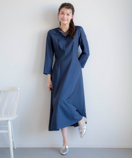 NOELA(ノエラ)の「レースネックデザインワンピ(ワンピース・レディース・グレー/イエロー/ダークインディゴブルー・S/M)」の22枚目の写真