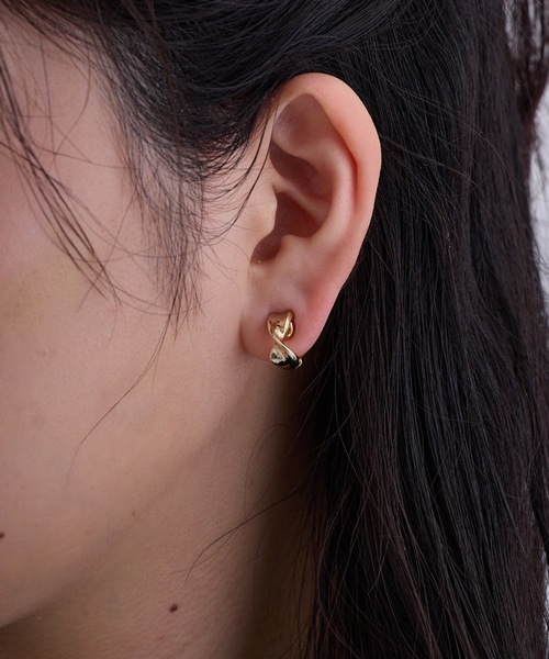 CALIN STANDARD(カリンスタンダード)の「◆金属アレルギー対応◆◆made in japan◆【痛くない】【落ちにくい】【片手で簡単】ツイスト マグネットイヤリング(イヤリング・レディース・ゴールド/シルバー・FREE)」の2枚目の写真