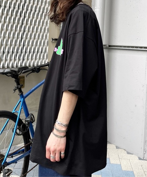 MODISH GAZE(モディシュガゼ)の「【MODISH GAZE】3柄アソートTシャツ(Tシャツ/カットソー・レディース・ブラック/ダークグリーン/ホワイト・X-LARGE)」の21枚目の写真