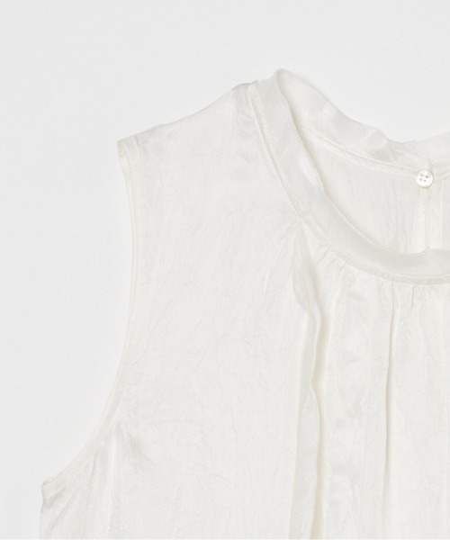 HELIOPOLE(エリオポール)の「CREPE SHEER SLEEVELESS BLOUSE(シャツ/ブラウス・レディース・ライトグレー/ホワイト・38)」の5枚目の写真