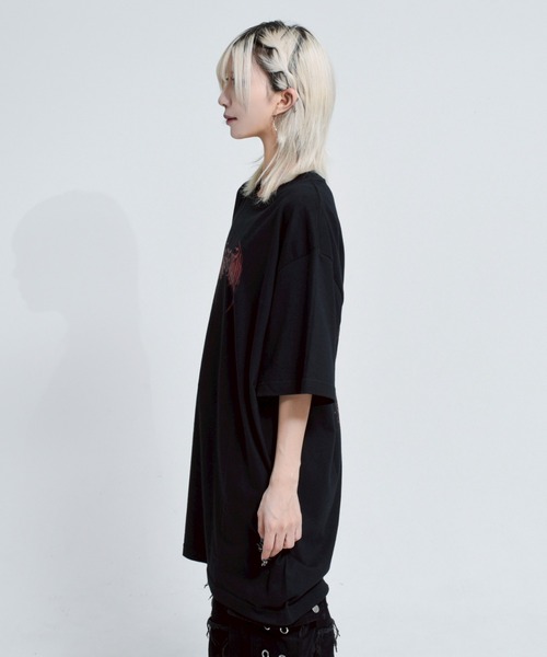 REFLEM（レフレム）の「『REFLEM/レフレム』ホログラムプリントTシャツ