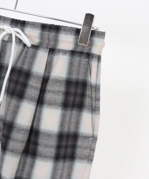 CAMBIO（カンビオ）の「mp13574- オンブレーチェックショーツ（その他パンツ・メンズ・ブラック/ブラウン・M/L/XL）」の20枚目の写真