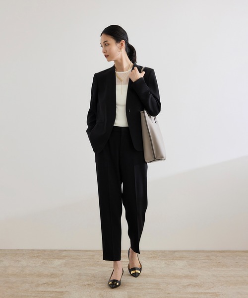 ROPE'（ロペ）の「トリアセバックサテン ジャケット【オフィス/通勤/セットアップ対応】/洗える（ノーカラージャケット・レディース・ブラック・38/36）」の18枚目の写真