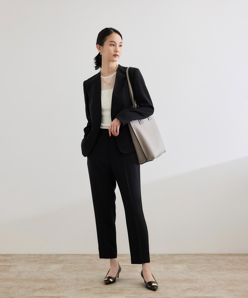 ROPE'（ロペ）の「トリアセバックサテン ジャケット【オフィス/通勤/セットアップ対応】/洗える（ノーカラージャケット・レディース・ブラック・38/36）」の20枚目の写真