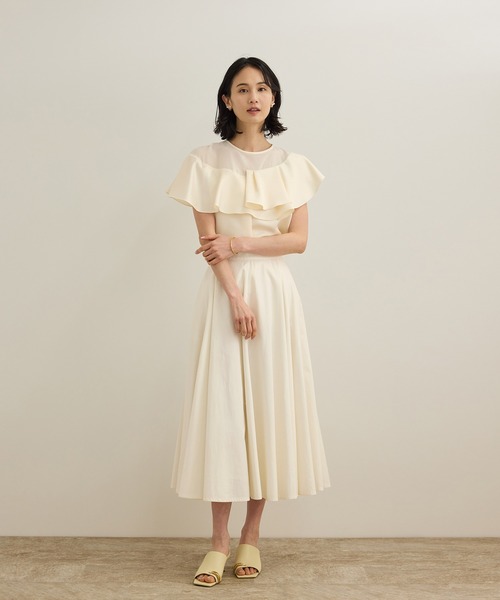 ROPE'（ロペ）の「サテンラッフルブラウス/洗える（シャツ/ブラウス・レディース・ブラック/オフホワイト・FREE）」の3枚目の写真