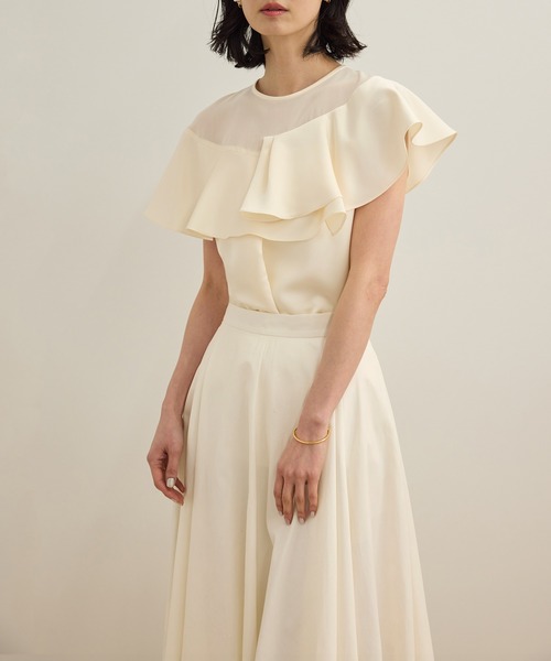 ROPE'（ロペ）の「サテンラッフルブラウス/洗える（シャツ/ブラウス・レディース・ブラック/オフホワイト・FREE）」の14枚目の写真