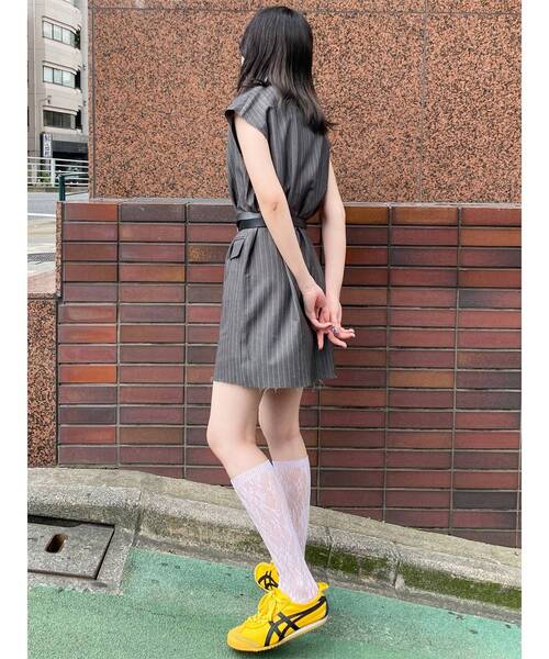 MURUA（ムルーア）の「2wayカットオフミニワンピース（ワンピース・レディース・ブラック/グレー/ブラウン・FREE）」の9枚目の写真