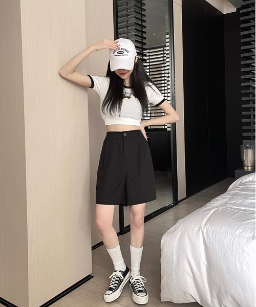 WEGO(ウィゴー)の「WEGO/シンプルタック膝上ハーフパンツ(その他パンツ・レディース・ブラック/グレー/ピンク・MEDIUM/SMALL)」の16枚目の写真