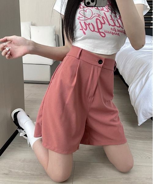 WEGO(ウィゴー)の「WEGO/シンプルタック膝上ハーフパンツ(その他パンツ・レディース・ブラック/グレー/ピンク・MEDIUM/SMALL)」の22枚目の写真