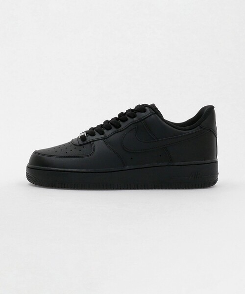NIKE(ナイキ)の「<NIKE>AIRFORCE 1 07/エアフォース1(スニーカー・メンズ・ホワイト/ブラック・27cm/28.5cm/26.5cm/28cm/29cm/27.5cm/26cm)」の1枚目の写真