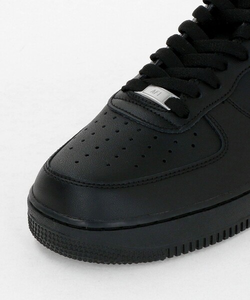 NIKE(ナイキ)の「<NIKE>AIRFORCE 1 07/エアフォース1(スニーカー・メンズ・ホワイト/ブラック・27cm/28.5cm/26.5cm/28cm/29cm/27.5cm/26cm)」の9枚目の写真