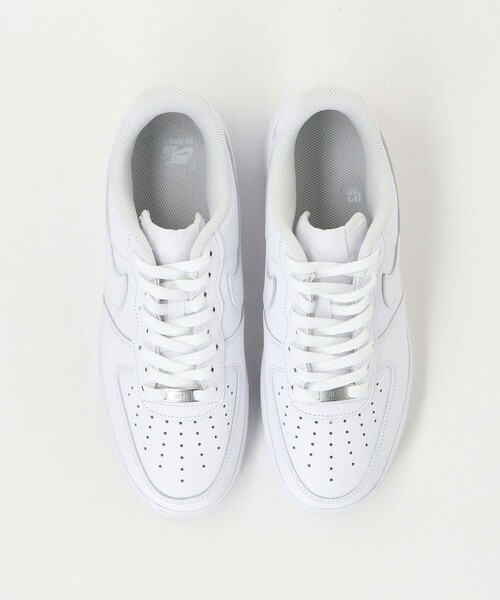 NIKE(ナイキ)の「<NIKE>AIRFORCE 1 07/エアフォース1(スニーカー・メンズ・ホワイト/ブラック・27cm/28.5cm/26.5cm/28cm/29cm/27.5cm/26cm)」の11枚目の写真