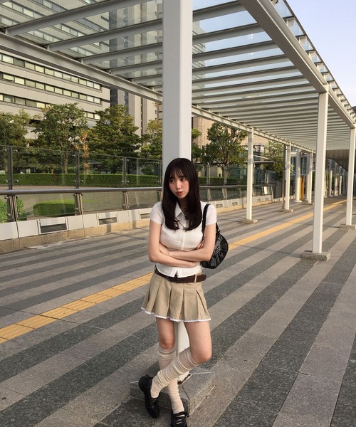 Judin(ジュディン)の「【ベルトSET】Double waist pleats mini skirt【JD】(スカート・レディース・ベージュ/グレー・S/M)」の12枚目の写真