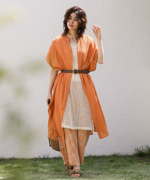 Green　Parks（グリーンパークス）の「半袖シアーシャツワンピース（シャツワンピース・レディース・オレンジ/ブルー/オフホワイト/ブラック・FREE）」の5枚目の写真