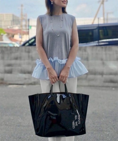 THEODORIC.dy(セオドリックディ)の「ドッキングフリル ノースリスエット(1枚で映える、甘辛バランス)(スウェット・レディース・アイボリー/グレー/ホワイト・FREE)」の5枚目の写真