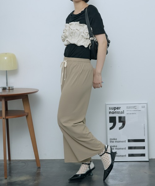 SEN TOKYO(セントーキョー)の「繊細なマイクロプリーツが魅力。マイクロプリーツルーズパンツ(その他パンツ・レディース・グレー/ベージュ/アイボリー/ブラック・FREE)」の14枚目の写真