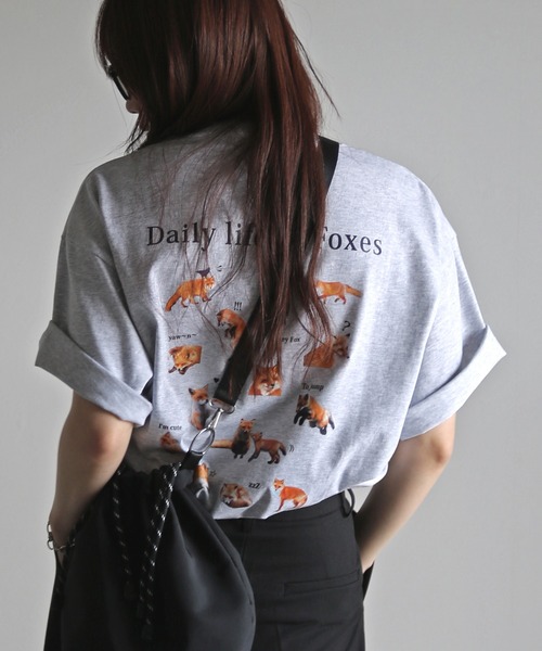 COURO（コウロ）の「グラフィックミックスTシャツ（Tシャツ/カットソー・レディース・クリーム/ネイビー系/ホワイト系/オートミール/ネイビー/ホワイト/ライトグレー系/チャコールグレー・FREE）」の7枚目の写真