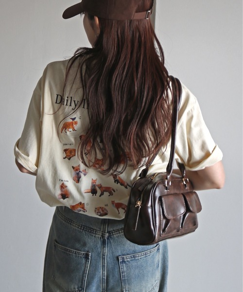 COURO（コウロ）の「グラフィックミックスTシャツ（Tシャツ/カットソー・レディース・クリーム/ネイビー系/ホワイト系/オートミール/ネイビー/ホワイト/ライトグレー系/チャコールグレー・FREE）」の6枚目の写真