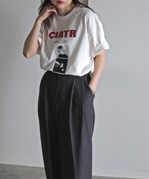 COURO（コウロ）の「グラフィックミックスTシャツ（Tシャツ/カットソー・レディース・クリーム/ネイビー系/ホワイト系/オートミール/ネイビー/ホワイト/ライトグレー系/チャコールグレー・FREE）」の11枚目の写真