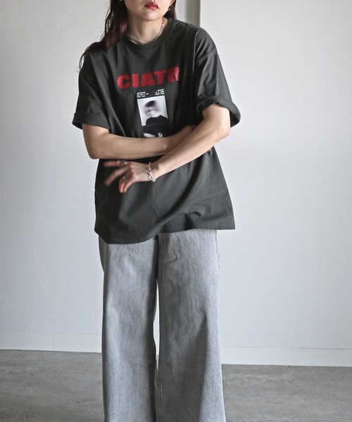 COURO（コウロ）の「グラフィックミックスTシャツ（Tシャツ/カットソー・レディース・クリーム/ネイビー系/ホワイト系/オートミール/ネイビー/ホワイト/ライトグレー系/チャコールグレー・FREE）」の14枚目の写真