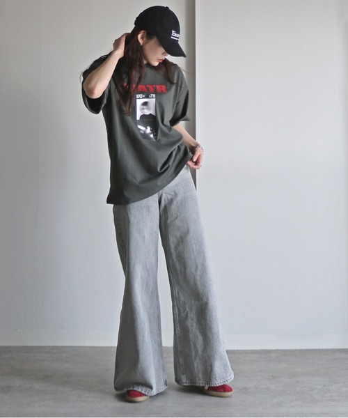 COURO（コウロ）の「グラフィックミックスTシャツ（Tシャツ/カットソー・レディース・クリーム/ネイビー系/ホワイト系/オートミール/ネイビー/ホワイト/ライトグレー系/チャコールグレー・FREE）」の16枚目の写真