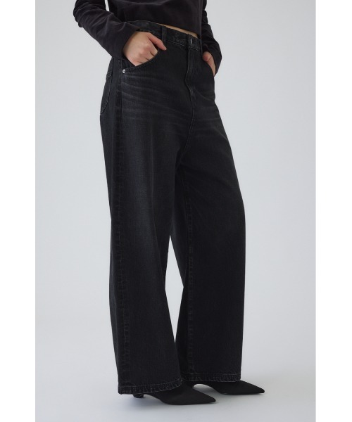 RIM.ARK（リムアーク）の「Middle straight black denim ミドルストレートブラックデニム（デニムパンツ・レディース・ブラック・36/38）」の9枚目の写真