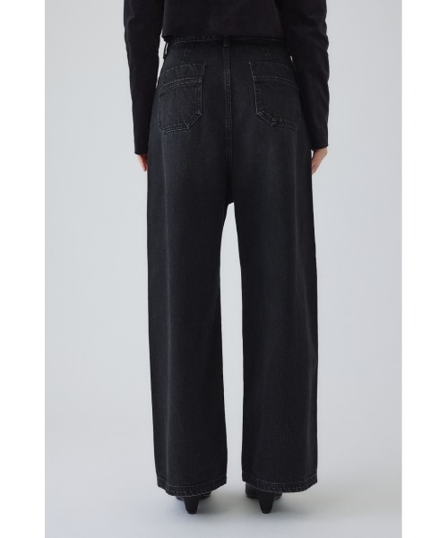 Middle straight black denim ミドルストレートブラックデニム（デニム