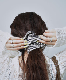 黒と白ストライプ シュシュ シュシュ スタイリッシュモノトーンストライプシュシュ 送料無料