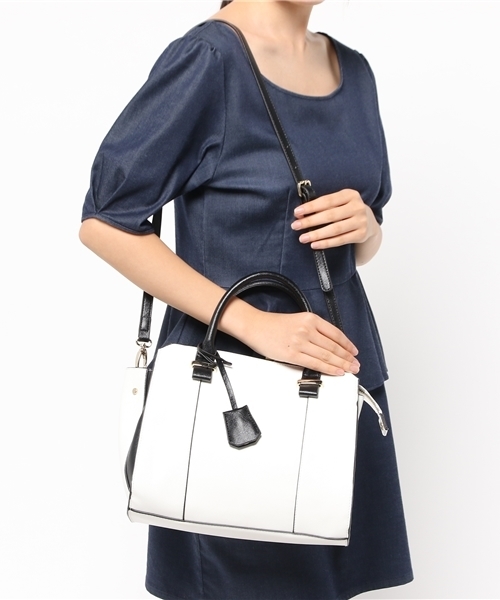 OUTLET（アウトレット）の「【Chez toi】カラーエッジボストンBAG（ボストンバッグ・レディース・ホワイト・FREE）」の14枚目の写真