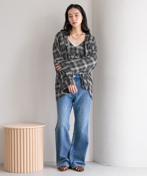 LOWRYS FARM（ローリーズファーム）の「オンブレチェックシャツ　576769（シャツ/ブラウス・レディース・レッド/チャコールグレー・FREE）」の17枚目の写真