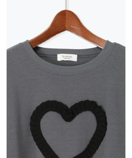 Te chichi TERRASSE(テチチテラス)の「ハートフリル刺繍Tシャツ(Tシャツ/カットソー・レディース・ブラック/オフホワイト/グレー・F)」の13枚目の写真