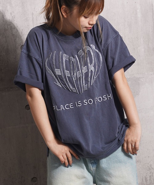 1111clothing(ワンフォークロージング)の「ハート刺繍 ピグメントTシャツ / Heart Embroidery Pigment T-shirt(Tシャツ/カットソー・メンズ・オフホワイト/ブラック/ネイビー・M/L)」の3枚目の写真