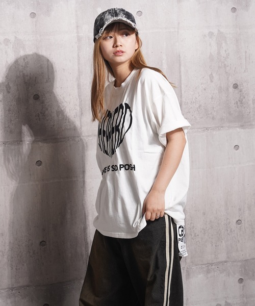 1111clothing(ワンフォークロージング)の「ハート刺繍 ピグメントTシャツ / Heart Embroidery Pigment T-shirt(Tシャツ/カットソー・メンズ・オフホワイト/ブラック/ネイビー・M/L)」の9枚目の写真