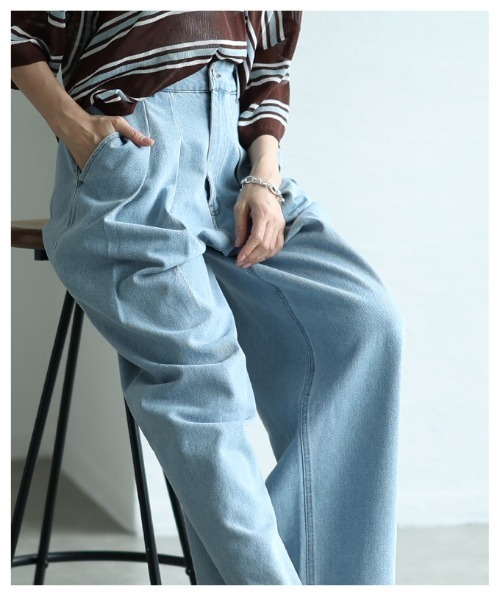 Sawa a la mode(サワアラモード)の「ダブルタックデニムバギーパンツ(デニムパンツ・レディース・ブルー系その他・FREE)」の16枚目の写真