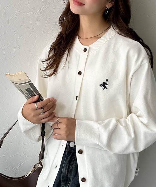 Java(ジャバ)の「《JaVa ジャバコラボ》着まわし自在のベーシックデザイン。配色刺繍カーディガン(長袖)(カーディガン/ボレロ・レディース・ブラック×ホワイト/ブラウン/グレー×ホワイト/グレイッシュベージュ/アイボリー・MEDIUM/SMALL/X-LARGE/LARGE)」の21枚目の写真